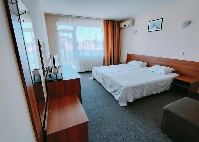 桑德尔酒店 内塞伯尔