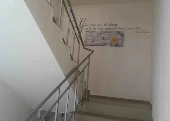 桑德尔酒店 酒店 内塞伯尔