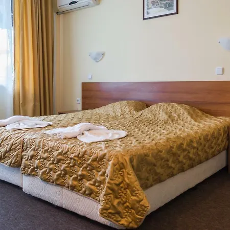 Hotell Sandor 2*