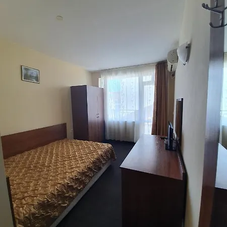 Sandor Hotell 2*